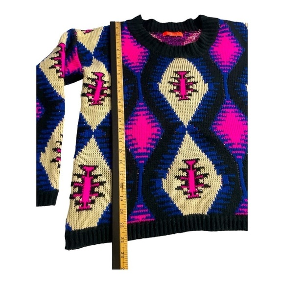 Lulumari Aztec Tribal Knit Sweater Pink Blue Cream One Size - Picture 8 of 12